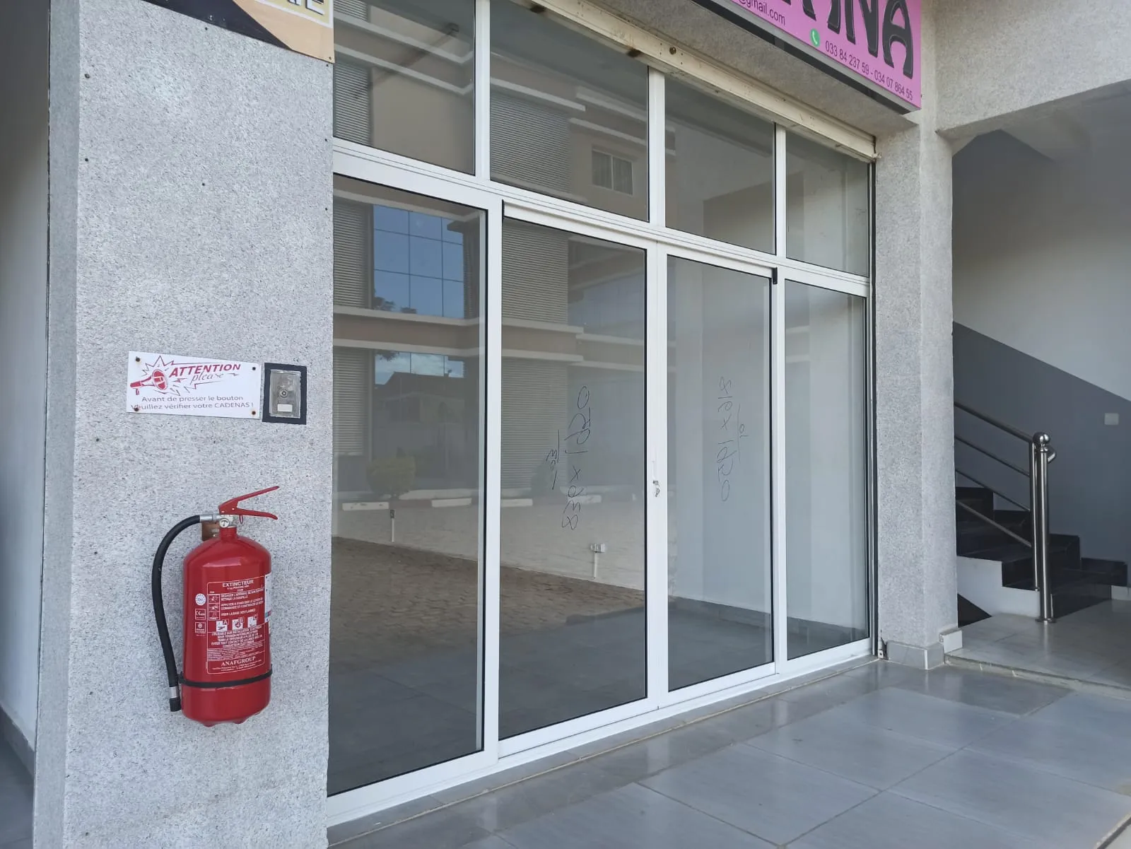 Vitrerie commerciale